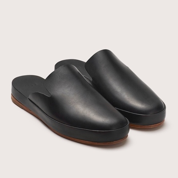 FEIT Shoes - FEIT black leather mules
